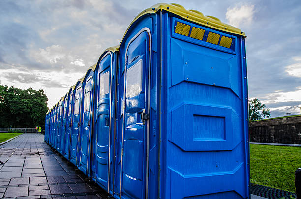 Portable Toilet Options We Offer in Hamlin, WV